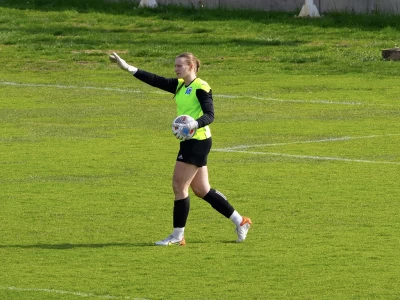 Neža Forštnarič o koncu kluba, najlepših trenutkih in prihodnosti v nogometu: Razkritje občutkov razočaranja ter iskanje novih poti. - Golavt