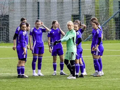 Prepričljiva zmaga Maribor v Staršah proti Žalcu Trbovlje, blestela Lana Šernek s šestimi zadetki. - Golavt